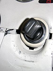 WAAAAy beyond peeling paint--how about crumbling lower dash panels-img_4362.jpg