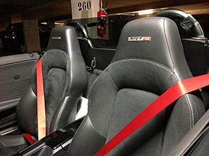 OEM mercedes Red Seatbelts for SLK-12.jpg