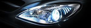 Standard headlights vs Bi-Xenon HIDs-roadster_det_2_main.jpg