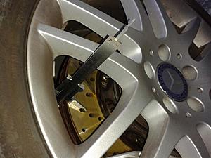 SLK55 front and rear AMG calipers and rotors-front-thickness.jpg