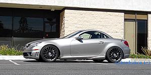 does anyone have pics of lowered slk55-side.jpg