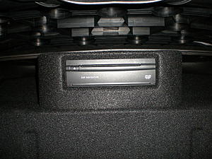 hmmm... missing pieces in the trunk-p3070180.jpg