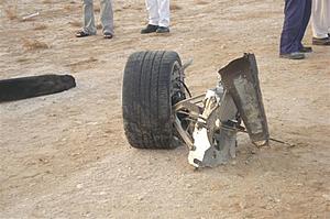 deadly slr crash in qatar-post-8623-1216112009.jpg