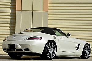 SLS Roadster is scheduled for delivery 12/22..Rear Wing question-sls-5.jpg