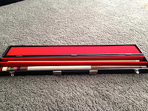 Investment Grade Pool Cue Collector-poolcue1.jpg