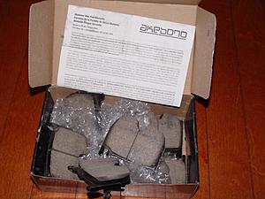 FS: E55 Ceramic Akebono brake pads front-016.jpg