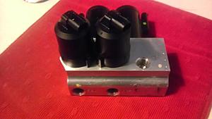 FS Mercedes ABC Suspension Valve Block-get-attachment-8-.jpg