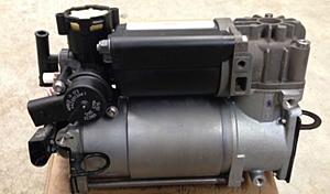 OEM W211 Airmatic pump &amp; Air tank FS-image.jpg