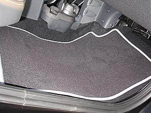 (test Pics)-floor-mat-passenger-s-side.jpg