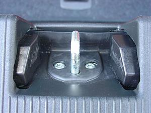 (test Pics)-rear-hatch-striker.jpg