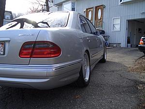 WTB: OEM W210 18&quot; E55 AMG Monoblocks-cimg1194.jpg