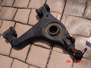 Check your control arms!-dsc08849.jpg