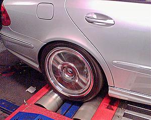 My car jumped off the dyno-SCARY!!!-e55-dyno1.jpg