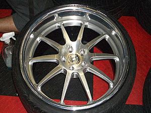 20 inch hre 4 sale brushed w/ polish lips-e63002.jpg