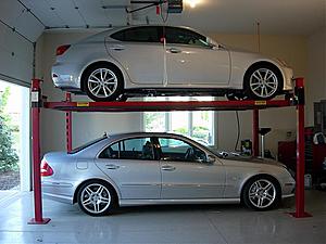 Automotive lift in the garage...what cha think.-dscn3538.jpg