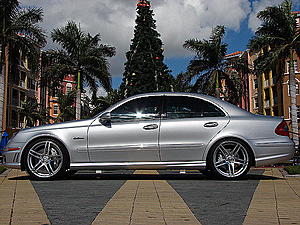 can someone tell me what these wheels are...-1572-2007-e63-amg-dr-side.jpg