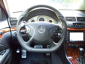 Flat-bottomed steering wheel installed! Loving it.-100_0123.jpg