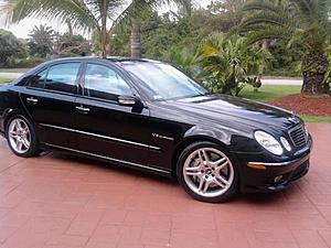My cousin got a 2006 E55 for K-mikese55.jpg