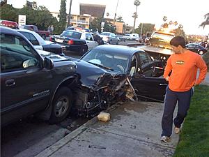 No one can say our cars are not tough...-e500-crash-4.jpg