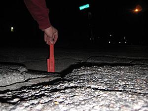 Houston Pot Holes-potholedepth.jpg