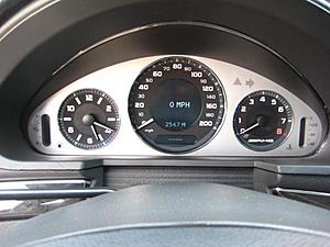 What is wrong with my instrument cluster?-img_4348.jpg
