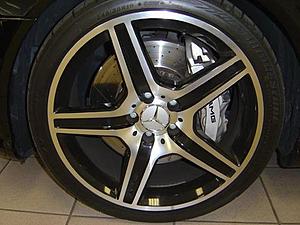 is this a E63 wheel?and is this a stock stearing wheel?-wheel.jpg
