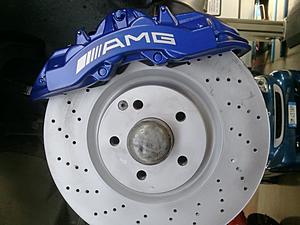 Uh ohhh....I painted my calipers!-2011-05-05-15.14.46.jpg