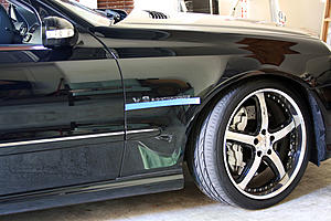 Installed the 5.5 AMG fender badges-badge03.jpg