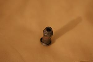 Diff. leak from breather vent...-diff-plug-2.jpg