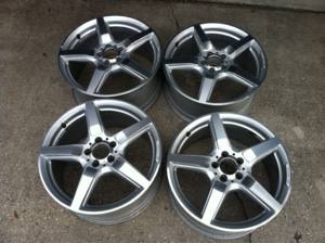 Want to buy a nice set of 19s.  Anyone looking to sell?-image-1769816747.png