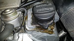 W211 E55 Oil Leak around the Oil Fill Cap-20140922_213510.jpg