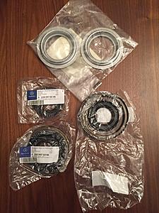 2004 E55 rear diff seals-img_3724.jpg