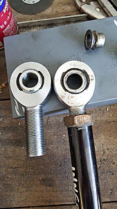 E55 Rear Toe Arm Creak/Sqeal -- ID these! Rebuildable?-20160227_125135_zpsaadyahte.jpg