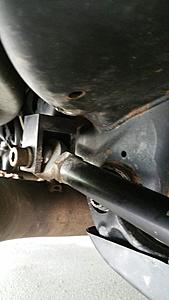 E55 Rear Toe Arm Creak/Sqeal -- ID these! Rebuildable?-20150628_102122_zpsneh5zstc.jpg