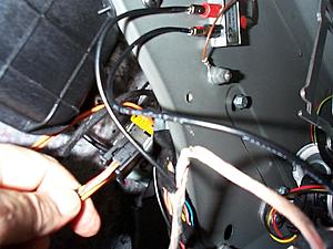 DIY I-Pod Install-dcp41068.jpg