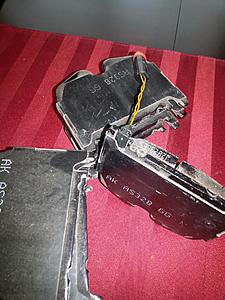 Front Brake pads and the sensor......Akebono vs. OEM-20140716_155042_zpsa0026435.jpg