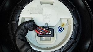 start to smell fuel when car idles for to long, inside and outside. cls55-20131205_210802_zpsae50e71e.jpg