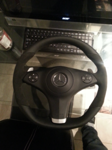 WHO CAN GET ME 2010 SL63 steering wheel !!!?!?!?!??!?!?!!?????-2014-02-17185227_zpsa5ccbeaa.png
