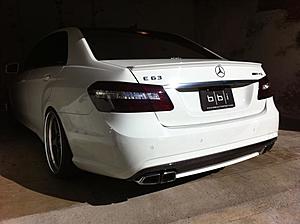 Some pics of my E63 lowered w/ HREs and carbon diffuser-e63_rims_drop9.jpg