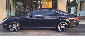 New Vossen VVS078 Black Machined with chrome lip-size-view-resized.jpg