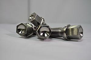 TiKORE Titanium Lug Bolts for Mercedes (Made in the USA)-dsc_0092.jpg
