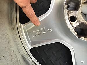 fs - set of W211 E63 P30 staggered wheels-img_8357_zpswweqyfwx.jpg