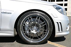 FS: HRE 840R 19&quot;For Sale is for W204 / Gunmetal Centers polished lip-hre632.jpg