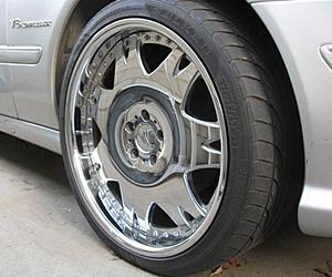 20' Symbolic wheels/tires for W215 CL/W220 S class-rightfront1.jpg