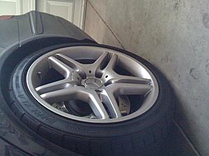 e55 stock wheels and tires-img_0129.jpg