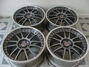 19" O.Z Superleggera 3 stagger with tire-dsc01004.jpg