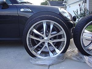 F/S: 20&quot; EXE Konves Wheels with Falken Tires-dsc00617.jpg