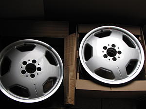 FS: 17&quot; AMG Monoblock 2 - 2 sets, used and like new-img_2787.jpg