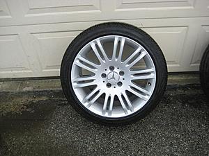 FS: OEM 18" W211 SPORT WHEELS-img_0888.jpg