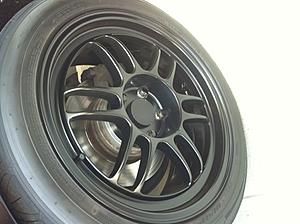 FS: 17" Enkei RPF01 (15lbs)/ Nitto INVO .... W203!!!-frontright.jpg